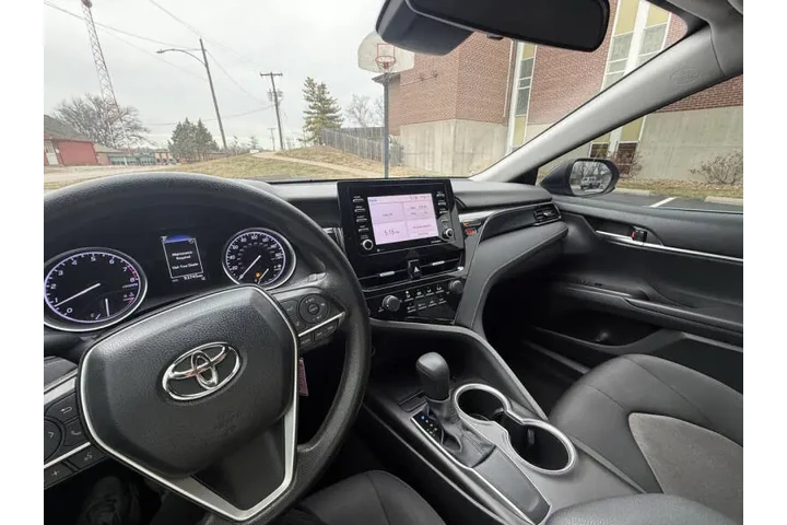 $14999 : 2021 Camry LE image 8