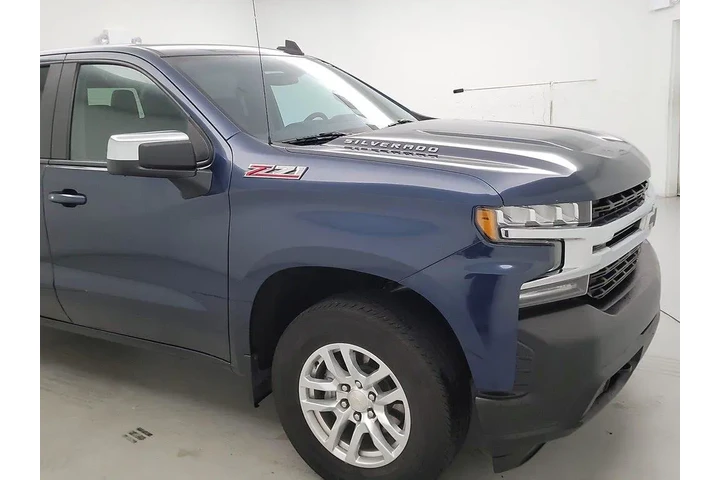 $32998 : Chevrolet Silverado 1500 202 image 1
