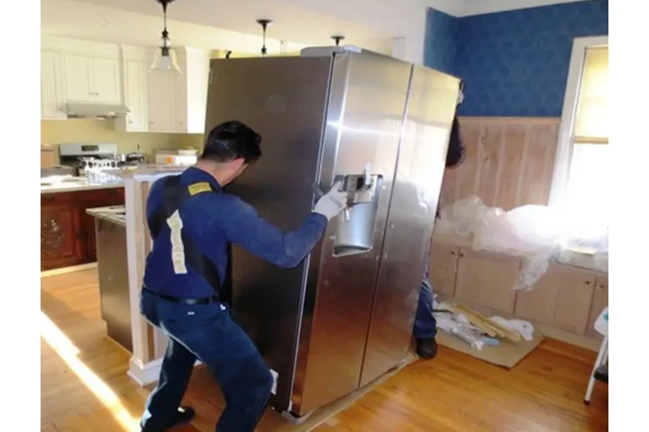 LOWES Delivery DRIVER & HELPER image 2
