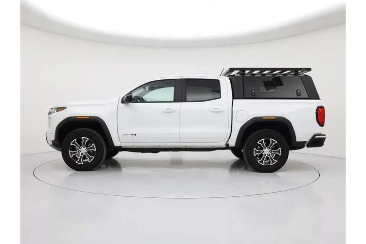 $39998 : GMC Canyon 2024 4x4 AT4 4dr image 3