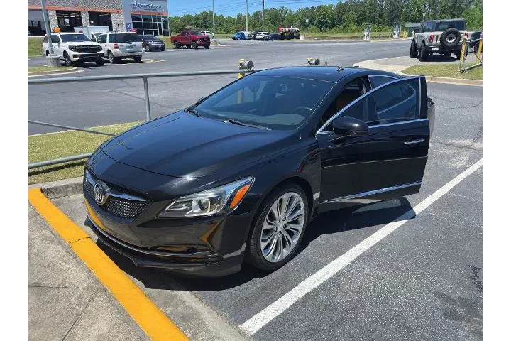 $18250 : Buick LaCrosse 2017 Essence image 1