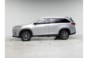 $24998 : Toyota Highlander 2019 XLE 4 thumbnail