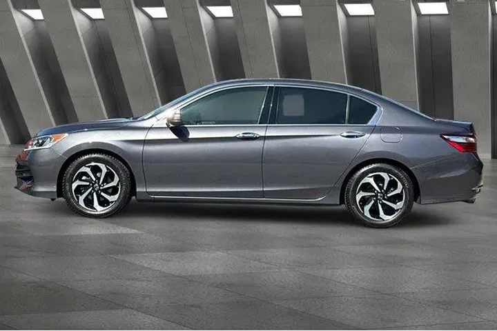 $18500 : Honda Accord 2017 EX-L V6 4d image 8