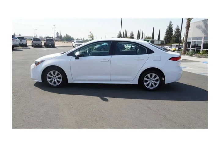 $20984 : 2023 Corolla LE image 9