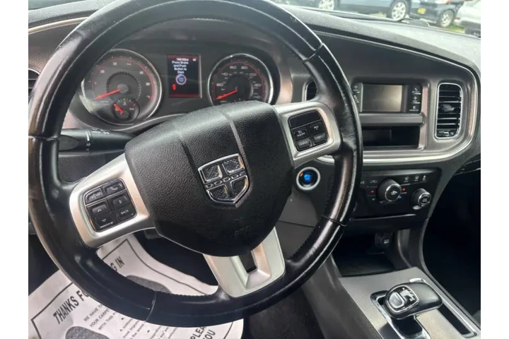 $7999 : 2012 Charger SE image 8