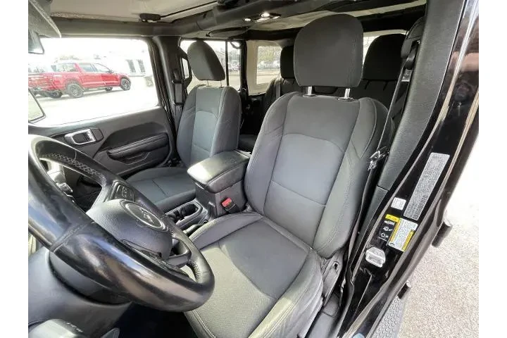 $24566 : Jeep Wrangler Unlimited 2021 image 9