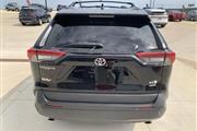 $27530 : 2021 RAV4 XLE SUV I-4 cyl thumbnail