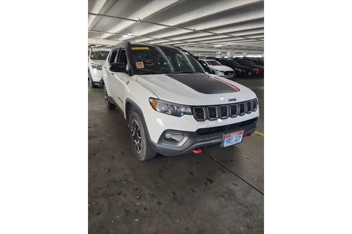 $20995 : Jeep Compass 2025 4x4 Trailh image 1