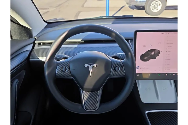 $27998 : Tesla Model 3 2022 AWD Long image 9