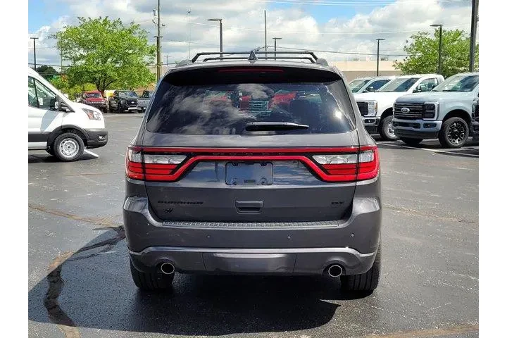 $35998 : Dodge Durango 2023 AWD GT 4d image 4