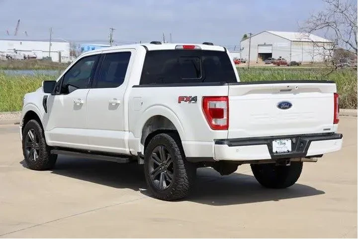 $39482 : Ford F-150 2023 4x4 Lariat 4 image 6