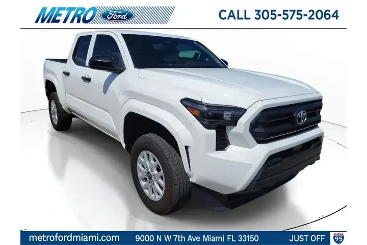 $33450 : Toyota Tacoma 2024 4x4 SR 4d image 1