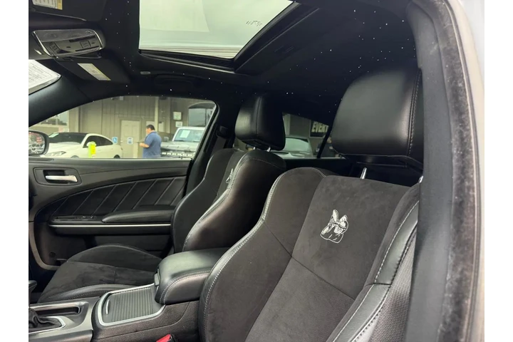 2022 Charger Scat Pack image 8