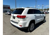 $17980 : 2017 Grand Cherokee Summit 4x4 thumbnail