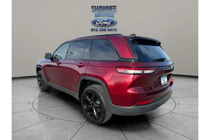 $30736 : Jeep Grand Cherokee 2023 4x4 image 6