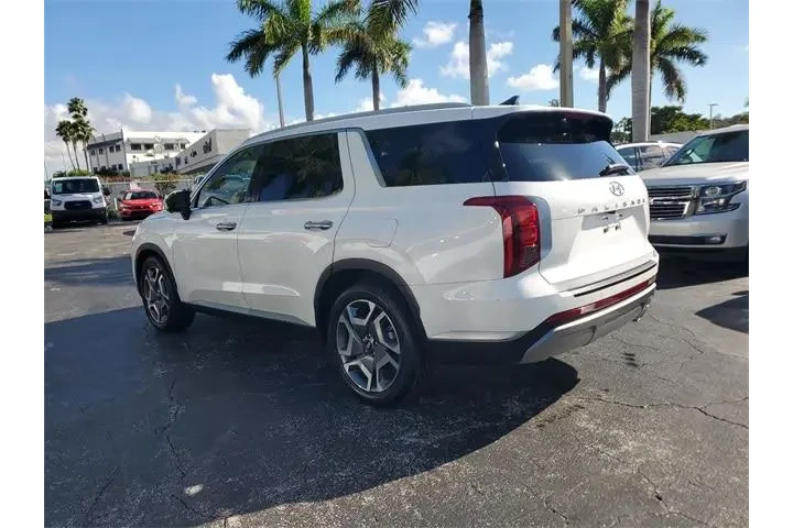 $30990 : Hyundai PALISADE 2024 SEL 4d image 5