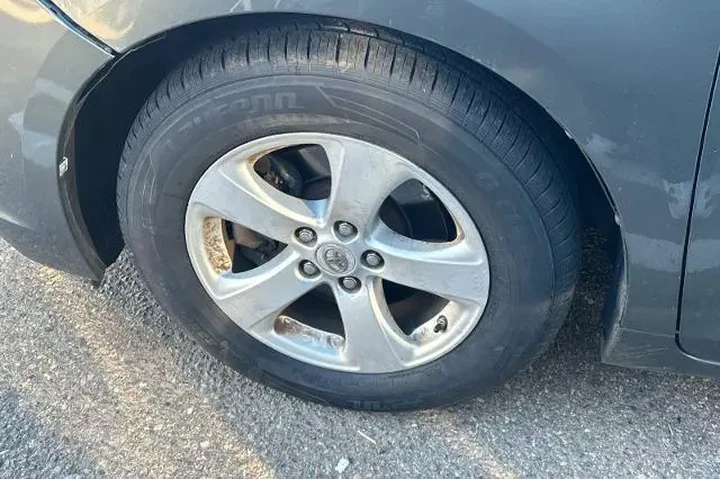 $15995 : Toyota Sienna 2012 LE 7-Pass image 6