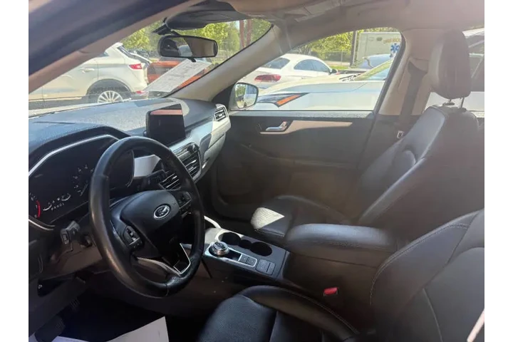 $11950 : 2020 Escape SEL image 9