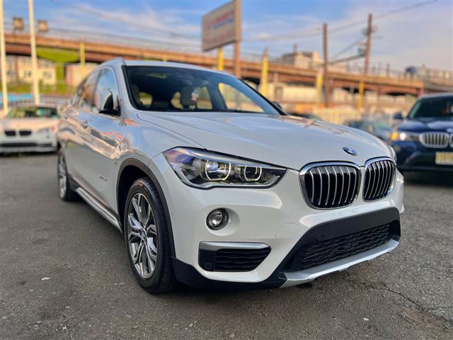 2016 BMW X1 XDRIVE28I image 1