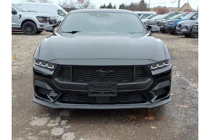 $28998 : Ford Mustang 2024 EcoBoost 2 image 8