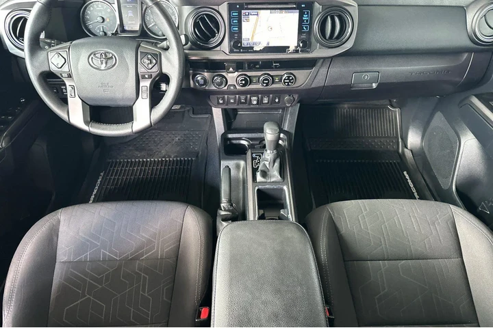 $34000 : Toyota Tacoma 2018 4x4 TRD S image 6