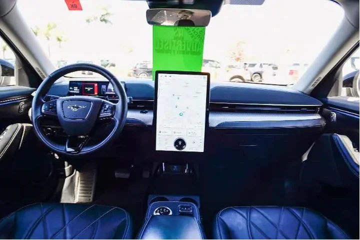 $27995 : Ford Mustang Mach-E 2023 Sel image 8