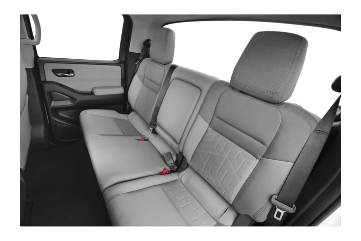 $38988 : 2025 Frontier SV image 10