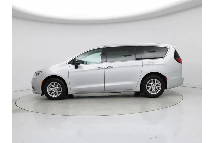 $28998 : Chrysler Pacifica 2024 Touri image 3