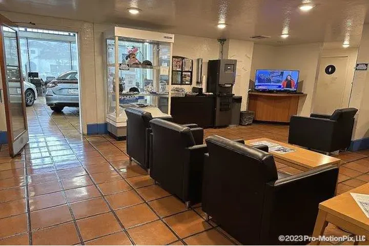 $22991 : Honda Accord 2016 EX-L V6 4d image 9