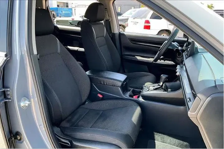 $24946 : Honda CR-V 2023 EX 4dr SUV w image 9