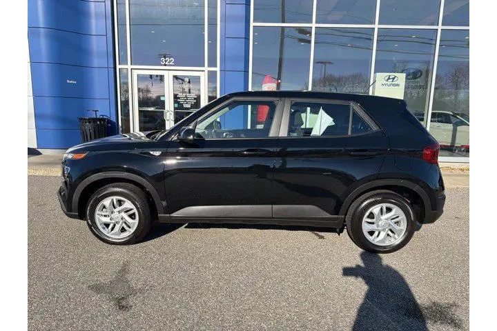 $19977 : Hyundai VENUE 2025 SE 4dr Cr image 9