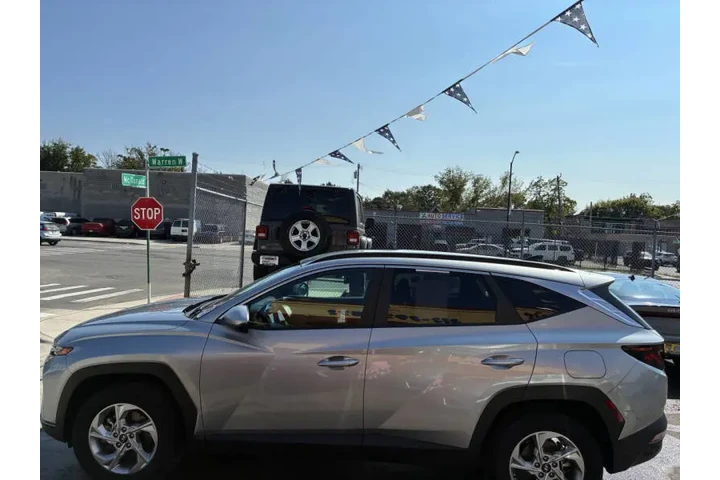 2024 Tucson SEL image 6