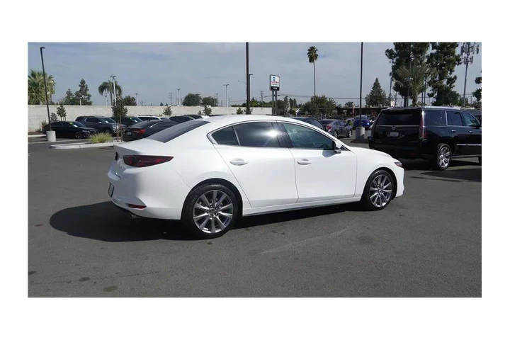 $18984 : 2019 3 Sedan w/Premium Pkg image 6