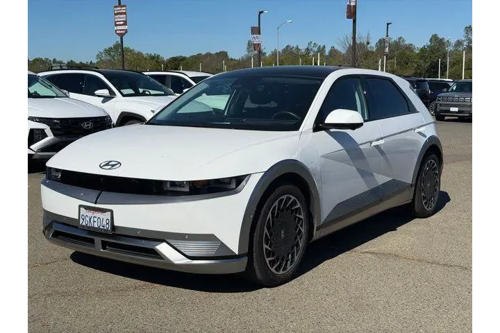 $28792 : Hyundai IONIQ 5 2023 AWD Lim image 3