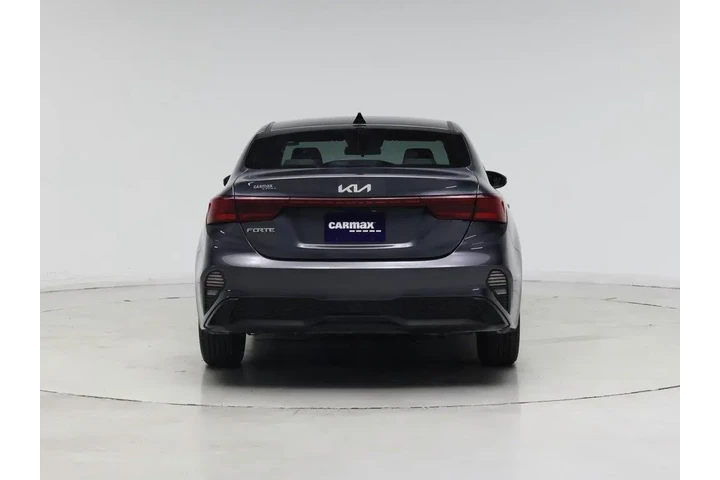 $17998 : Kia Forte 2023 LXS 4dr Sedan image 6