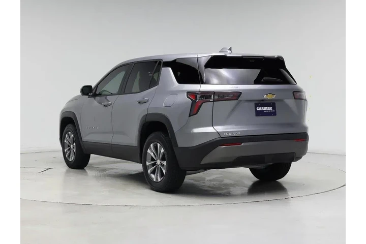 $26998 : Chevrolet Equinox 2025 LT 4d image 2