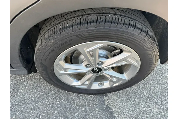 $19990 : Hyundai KONA 2023 AWD SEL 4d image 10