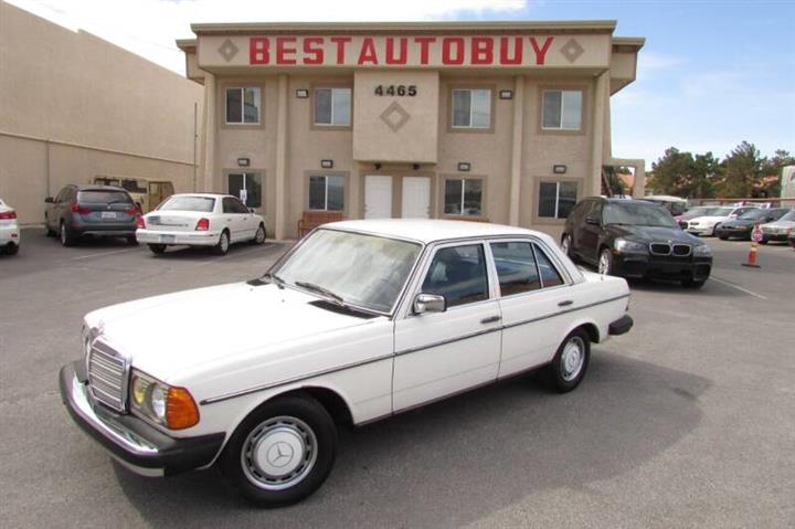 $8995 : 1981 Mercedes-Benz 240-Class image 2