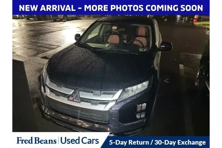 $13981 : Mitsubishi Outlander Sport 2 image 1