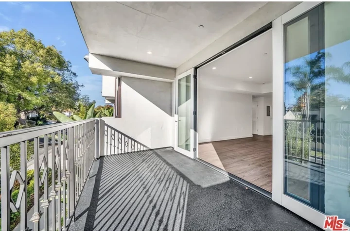 $1650 : Peaceful home image 9