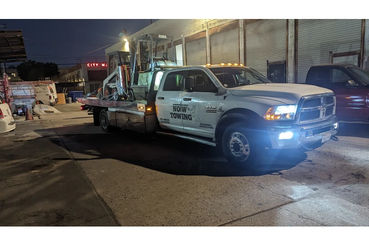 Servicio de grua las 24 hrs image 5