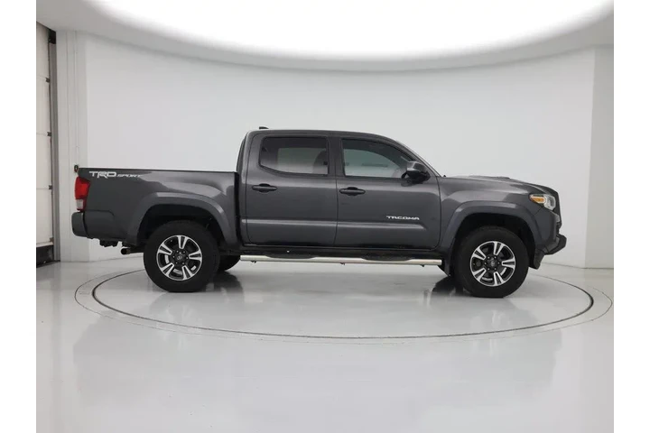 $24998 : Toyota Tacoma 2017 4x2 TRD S image 7