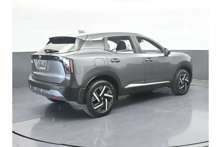 $18777 : Nissan Kicks 2025 SV 4dr Cro image 6