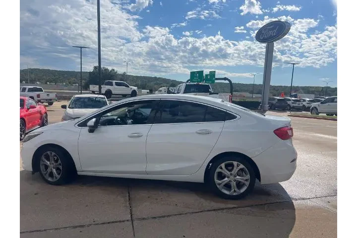 $10595 : Chevrolet Cruze 2017 Premier image 6