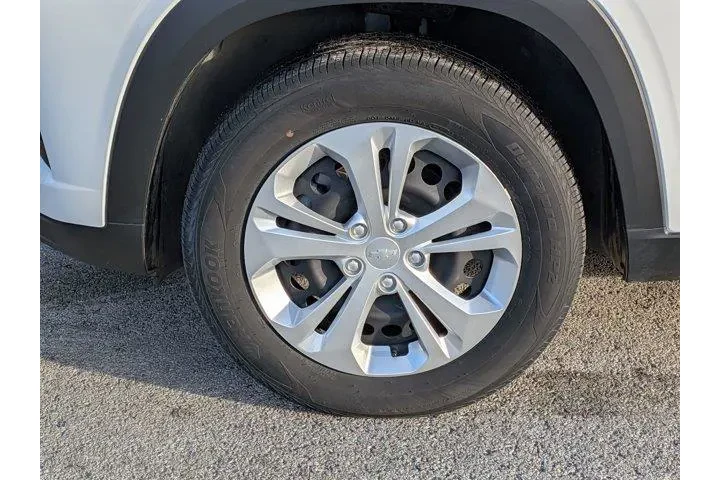 $19997 : Chevrolet Trax 2025 LS 4dr C image 9