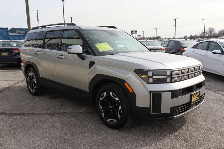 $28988 : 2025 Santa Fe SEL FWD image 3