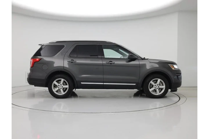 $17998 : Ford Explorer 2019 XLT 4dr S image 7