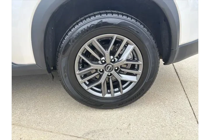 $18920 : Nissan Rogue 2024 S 4dr Cros image 10