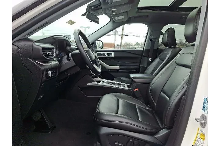 $36030 : Ford Explorer 2023 AWD XLT 4 image 10