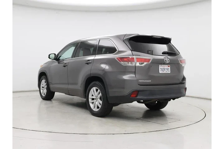 $20998 : Toyota Highlander 2016 LE 4d image 2